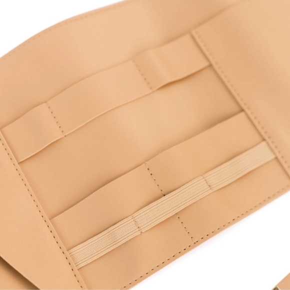 Glass Ladder electronic organizer from Alltrue Causebox - Picture 7 of 8